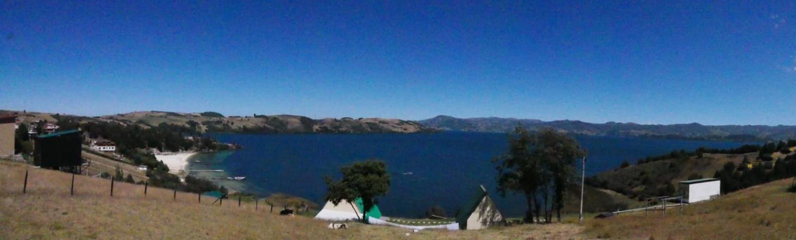 Hotel Tota Eliseo Playa Blanca Lago De 토타 외부 사진